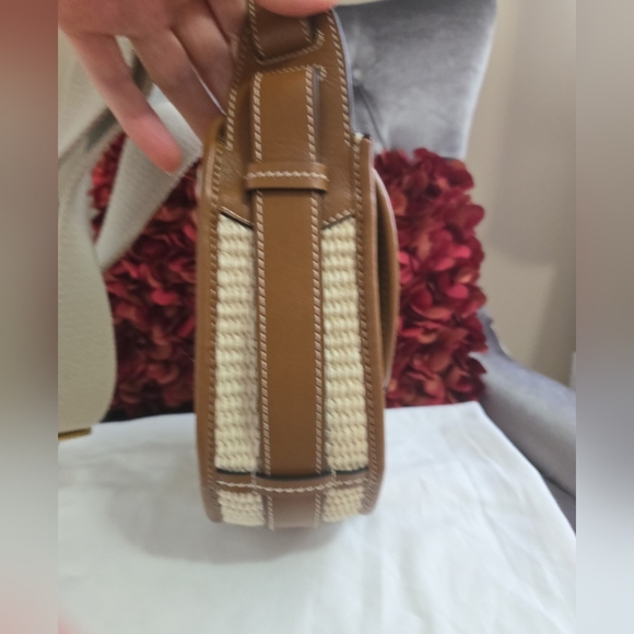 SOLD. ISABEL MARANT Beige Small Botsy Bag - Picture 15 of 16